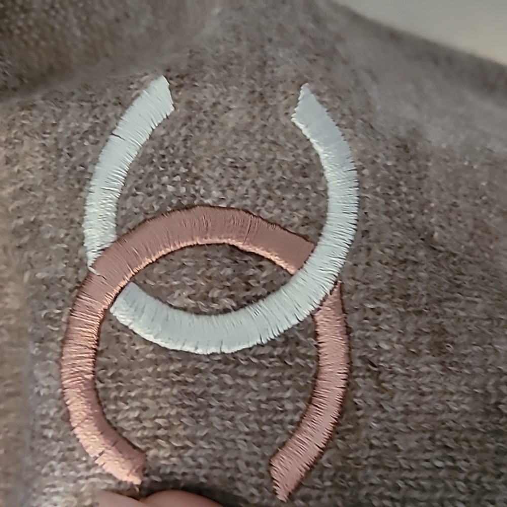Chanel Elegant Brown and Pink Wrap - Picture 5 of 9